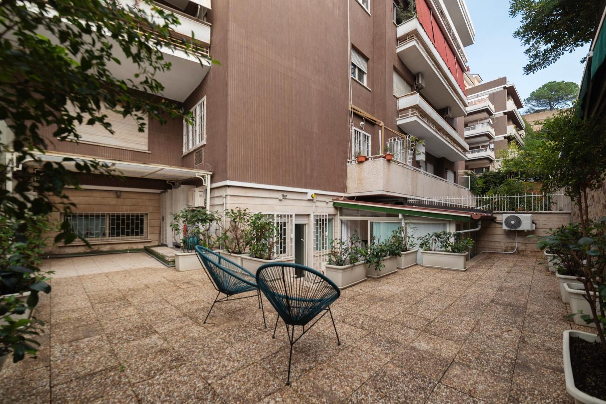 San Pietro Terrace Apartment ローマ エクステリア 写真